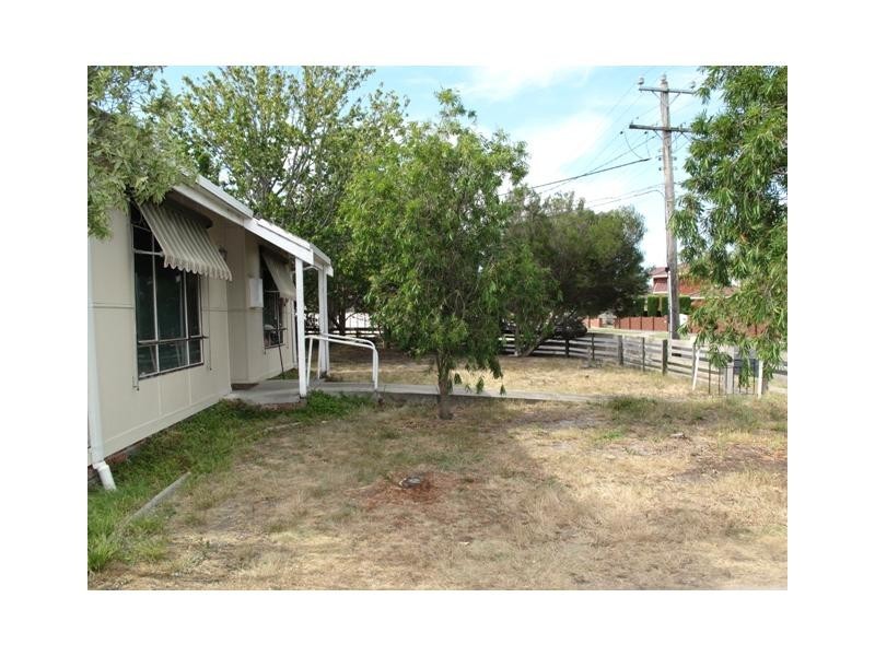 80 Liege Avenue, Noble Park VIC 3174