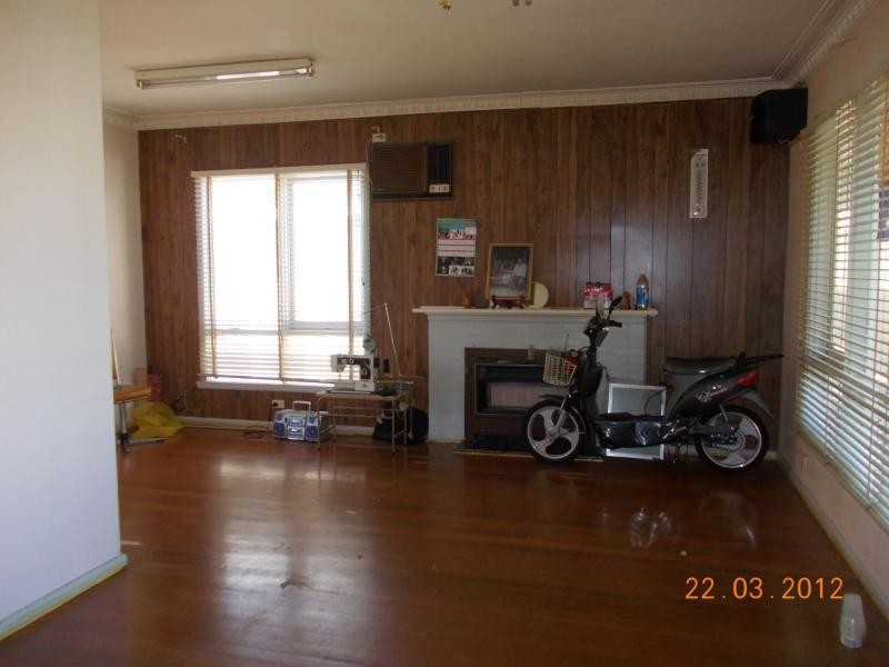 1 Elaine Court, Springvale VIC 3171