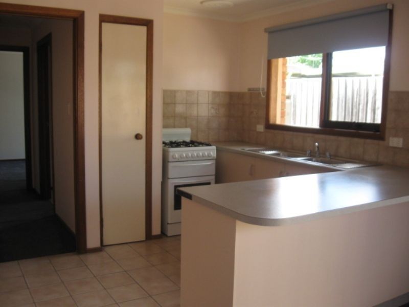 2/162 Buckley Street, Noble Park VIC 3174