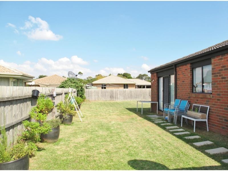 19 Arnica Close, Hampton Park VIC 3976
