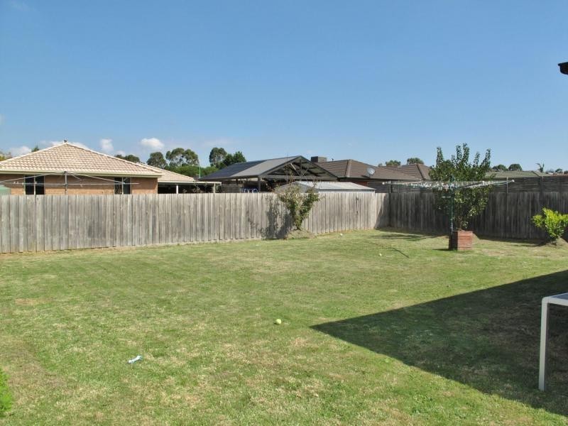 19 Arnica Close, Hampton Park VIC 3976