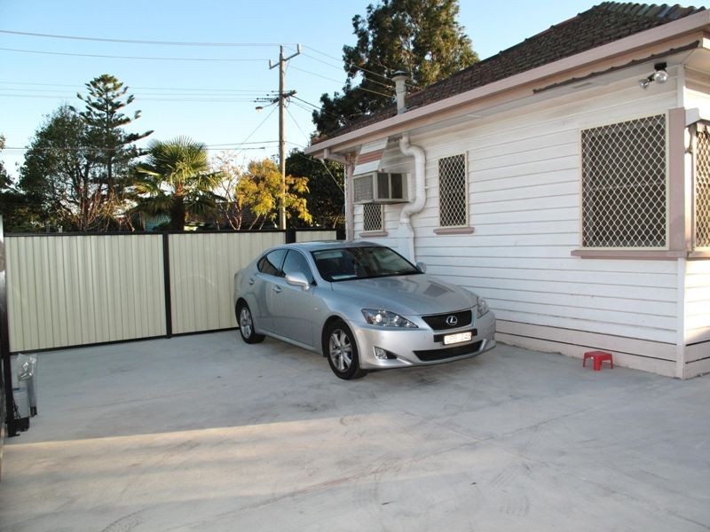 81 Whitworth Avenue, Springvale VIC 3171
