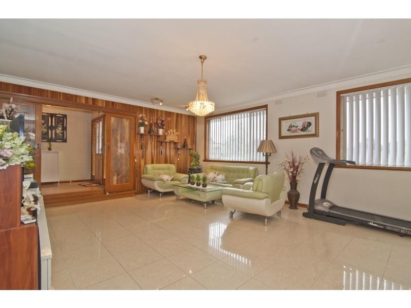 2 Alma Crescent, Noble Park VIC 3174