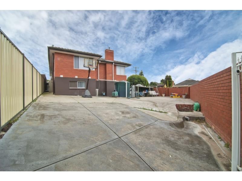2 Alma Crescent, Noble Park VIC 3174