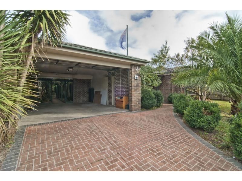 10 Cyril Grove, Noble Park VIC 3174