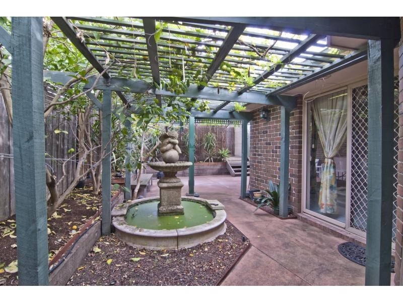 10 Cyril Grove, Noble Park VIC 3174