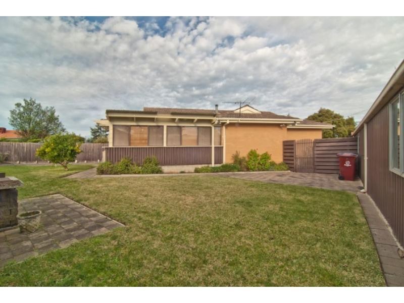 5 Fleckney Court, Keysborough VIC 3173