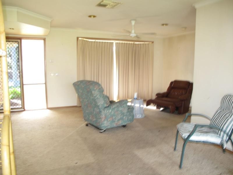 64 Hall Road, Carrum Downs VIC 3201