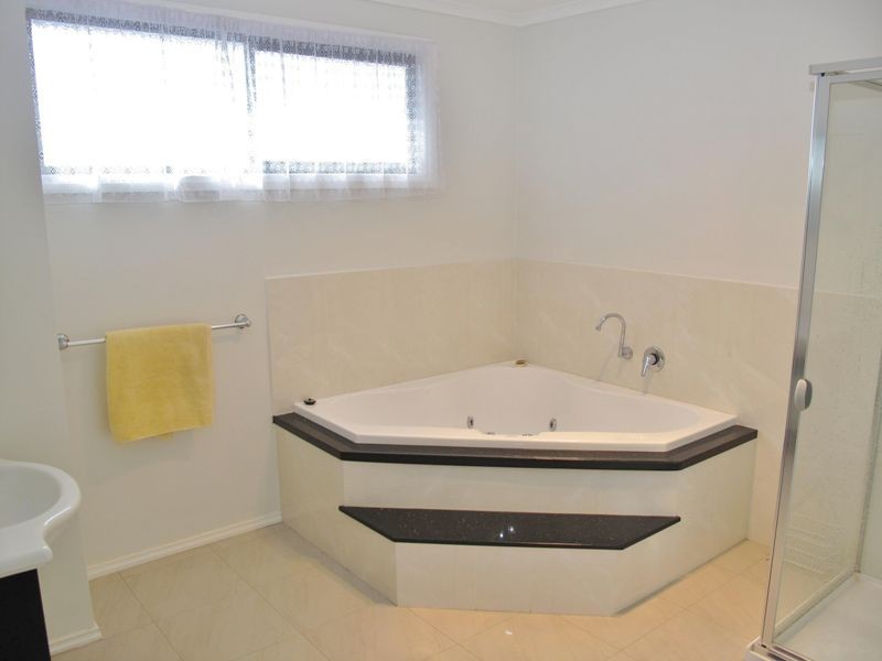 15A Woodward Street, Springvale South VIC 3172