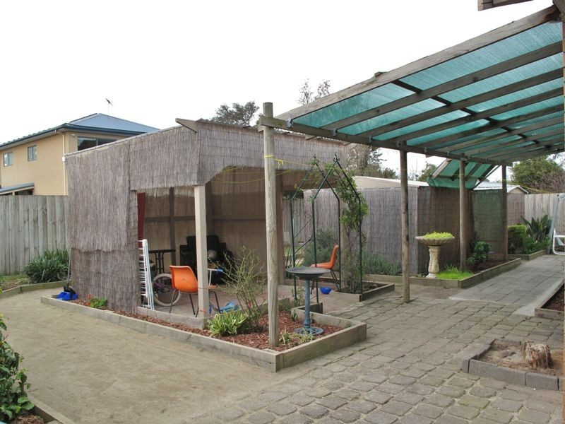 15 Tamar Road, Springvale South VIC 3172