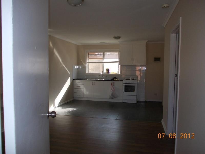 13/6 Kelvin Grove, Springvale VIC 3171