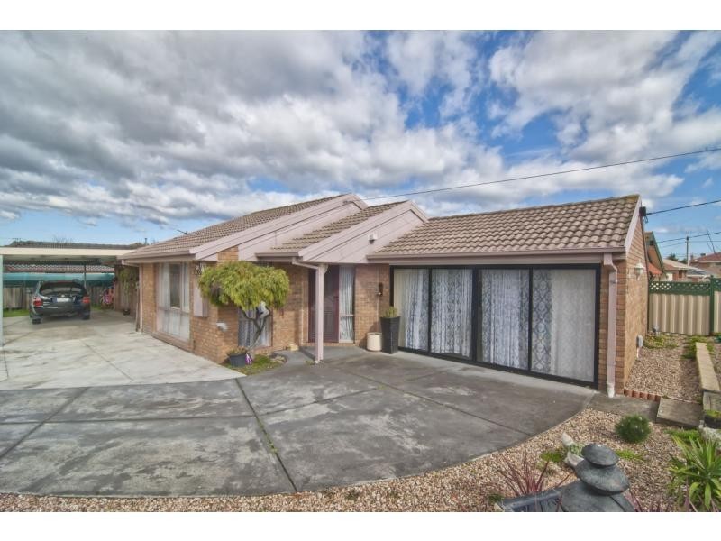 2 Vella Court, Springvale South VIC 3172
