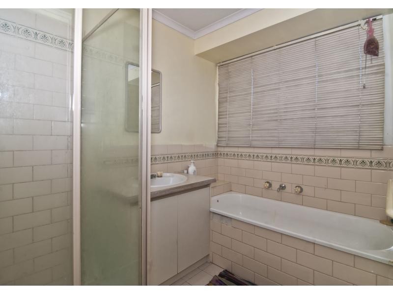 2 Vella Court, Springvale South VIC 3172