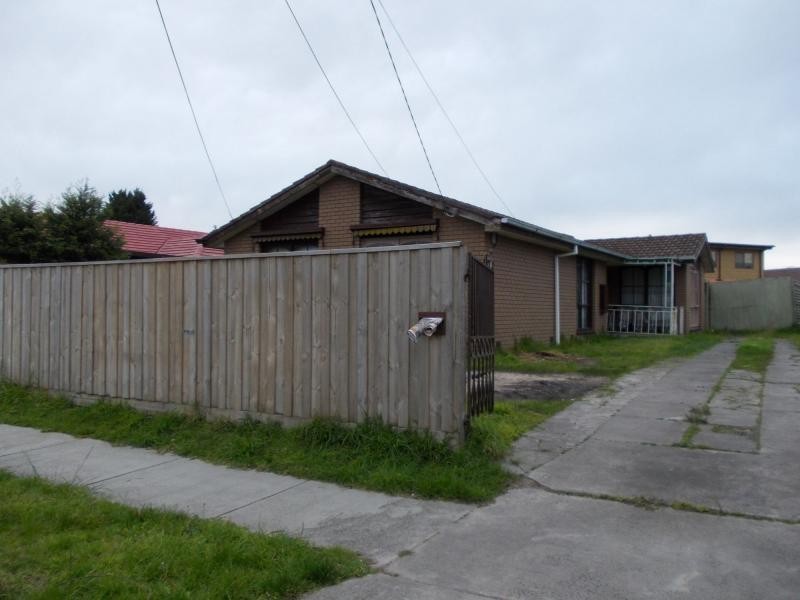 63 Kingsclere Avenue, Keysborough VIC 3173