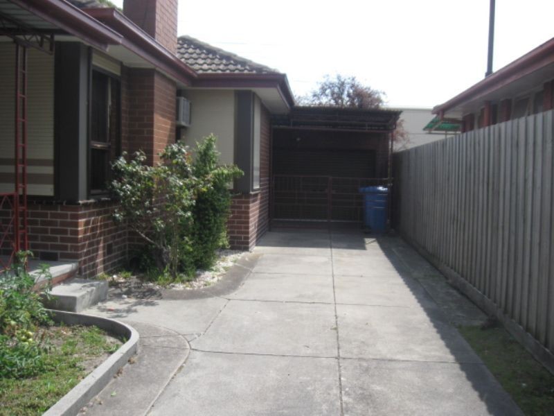 80 Burden Street, Springvale VIC 3171