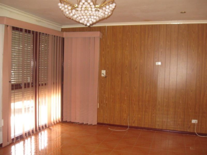 24 Worsley Avenue, Clayton South VIC 3169