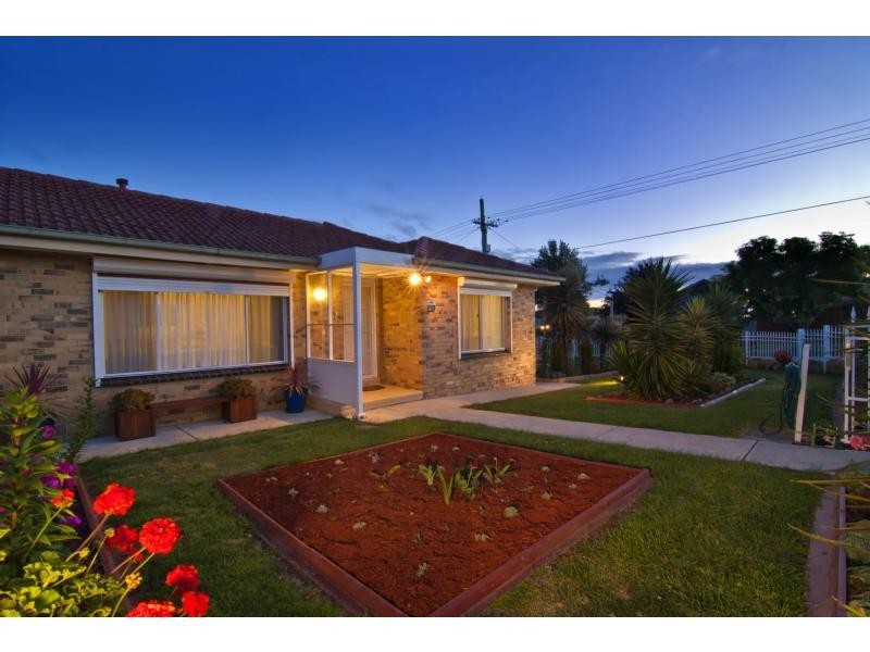 1/51 Oakwood Avenue, Dandenong North VIC 3175