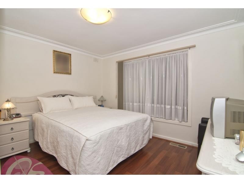 1/51 Oakwood Avenue, Dandenong North VIC 3175