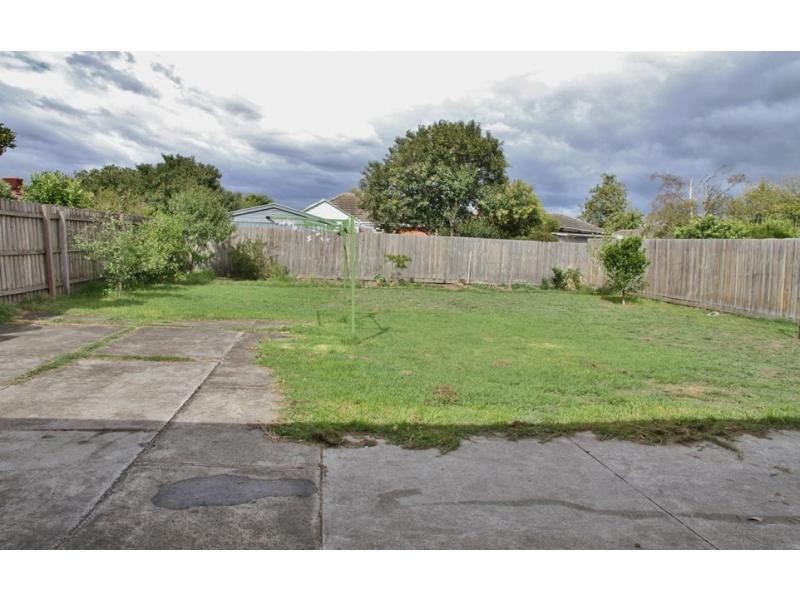 14 Fairview Street, Springvale VIC 3171