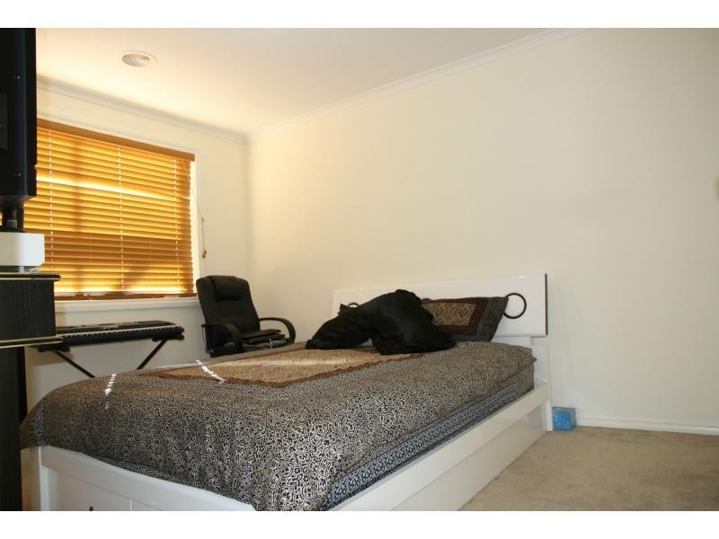 9 Daphne Court, Pakenham VIC 3810