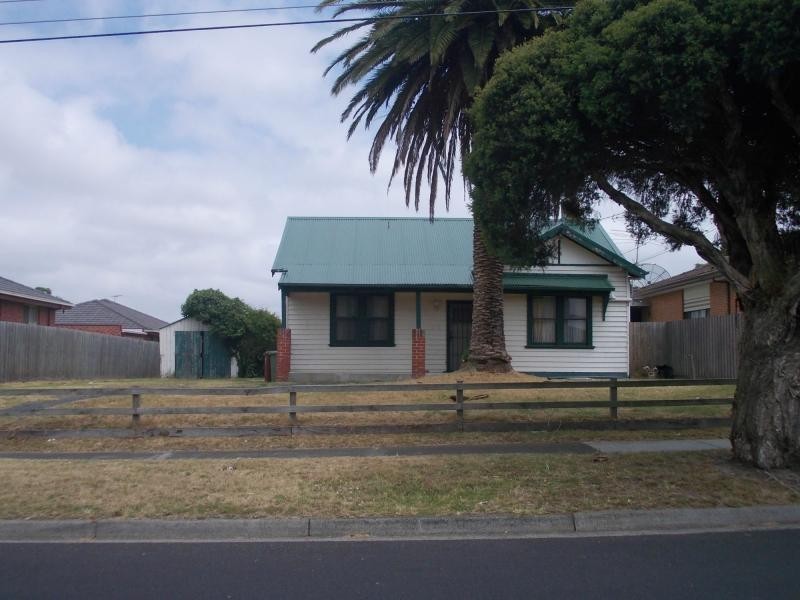 82 View Road, Springvale VIC 3171