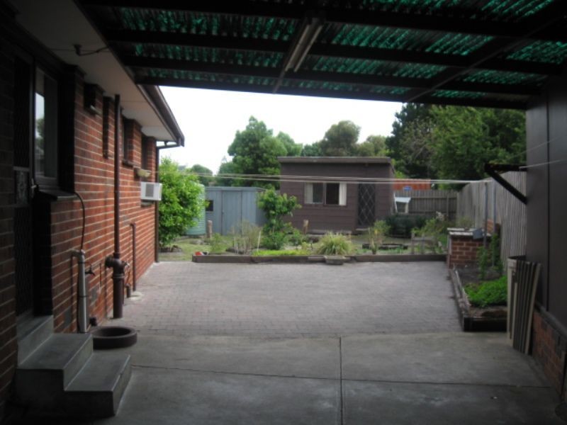 41 Hanleth Avenue, Springvale VIC 3171