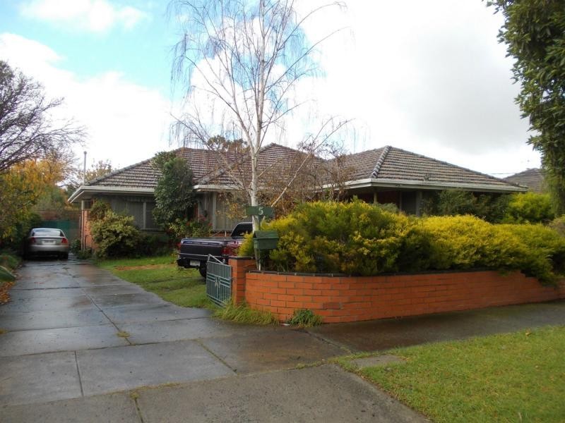 5 Stuart Street, Noble Park VIC 3174