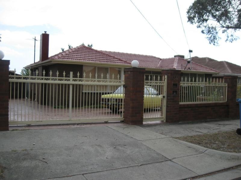 34 Janine Road, Springvale South VIC 3172