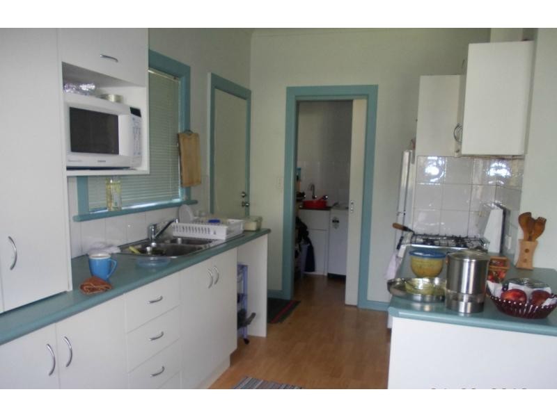 12 Lewis Street, Springvale VIC 3171