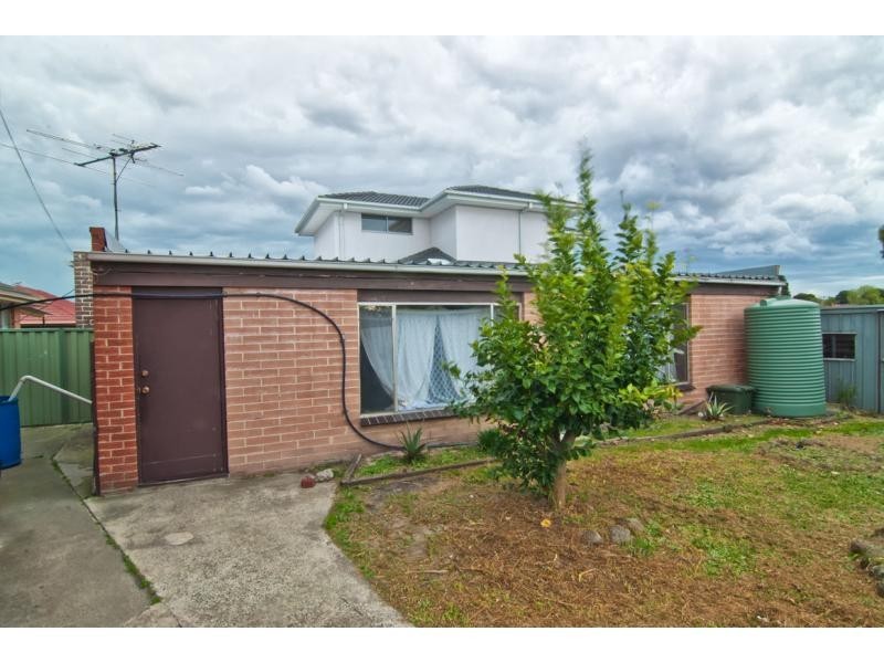 41 Hanleth Avenue, Springvale VIC 3171