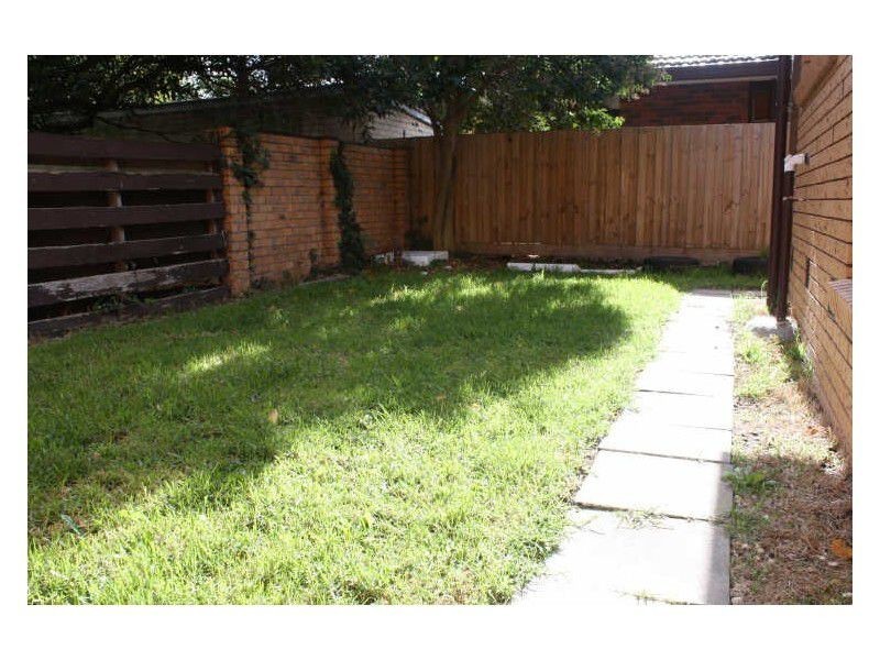 1/1 The Crescent, Springvale VIC 3171