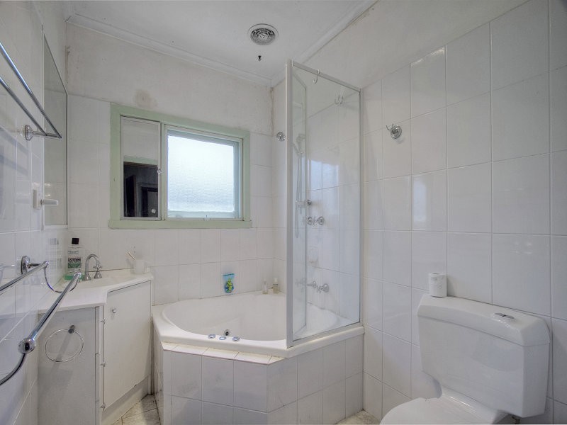 27 Comber Street, Noble Park VIC 3174