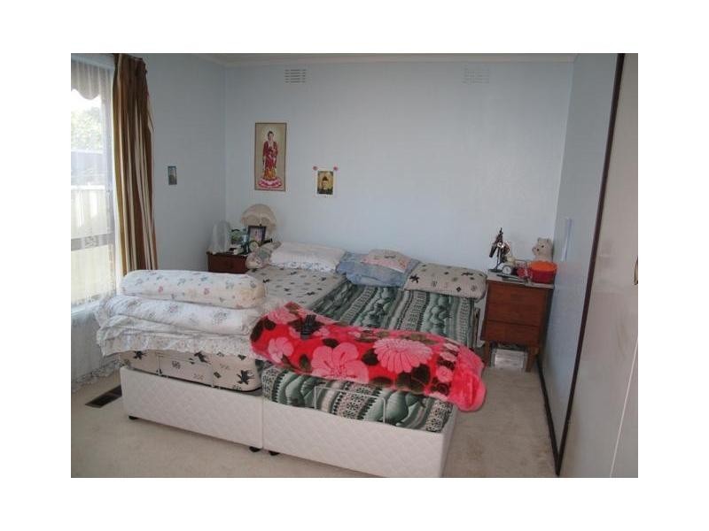 41 Hanleth Avenue, Springvale VIC 3171