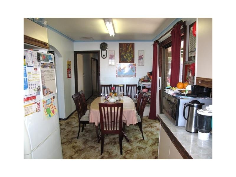 41 Hanleth Avenue, Springvale VIC 3171