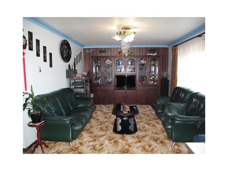 41 Hanleth Avenue, Springvale VIC 3171
