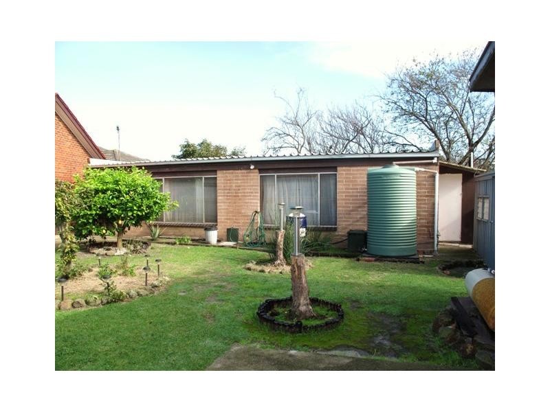 41 Hanleth Avenue, Springvale VIC 3171