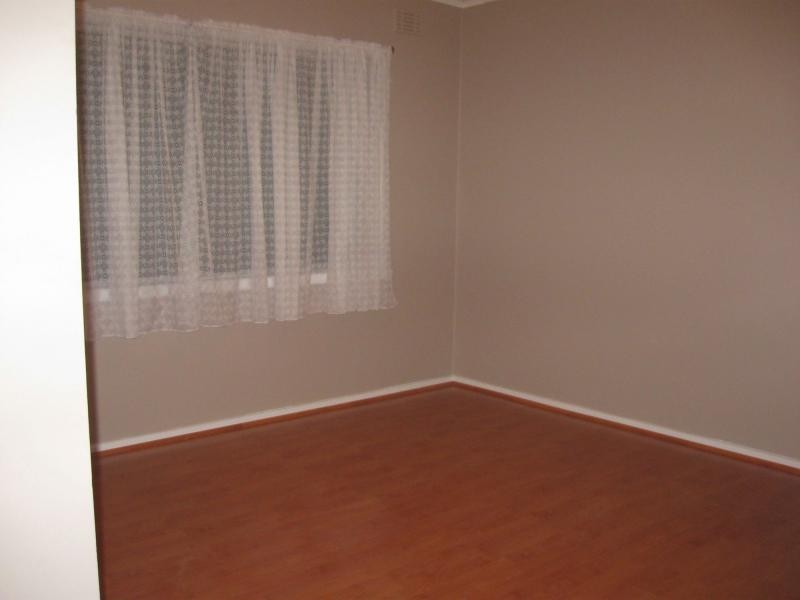 2 Sharon Road, Springvale South VIC 3172