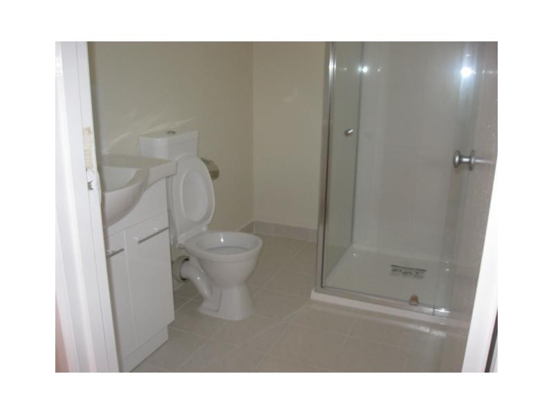 Rear/11 Wingala Avenue, Keysborough VIC 3173