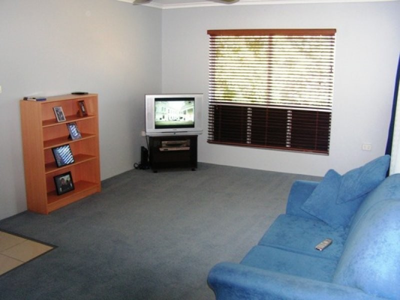 4/8 Piccadilly Street, Hyde Park QLD 4812