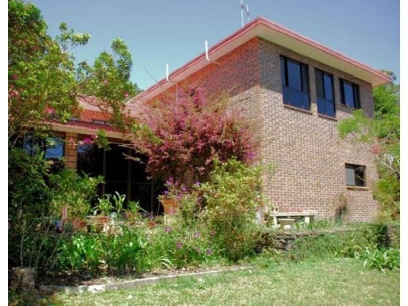 4 Lennox Crescent, Paluma QLD 4816