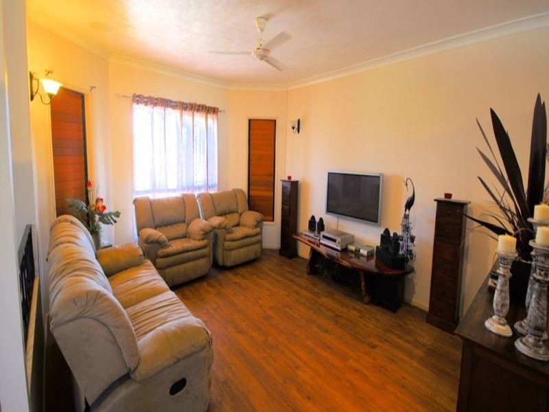 21 Woodfield Road, Rasmussen QLD 4815