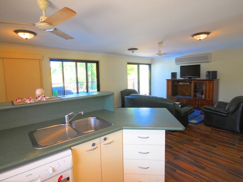 24 Belmont Park Avenue, Kirwan QLD 4817