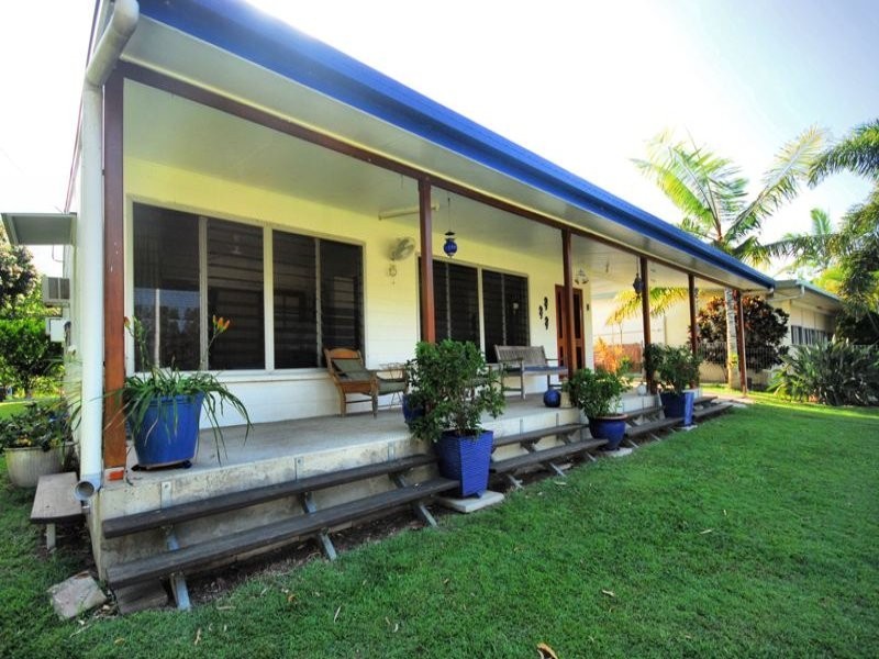 3 The Esplanade, Balgal Beach QLD 4816