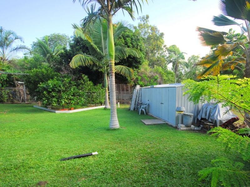 3 The Esplanade, Balgal Beach QLD 4816