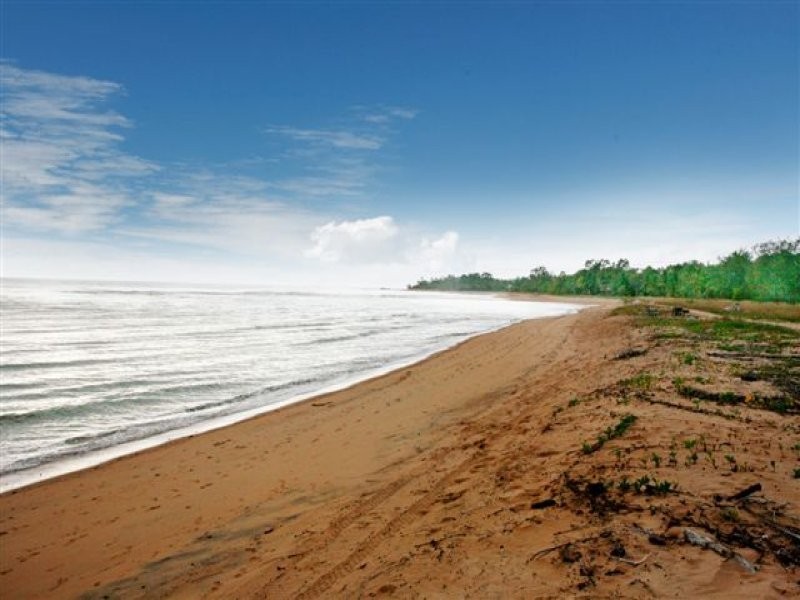 4 The Esplanade, Toolakea QLD 4818