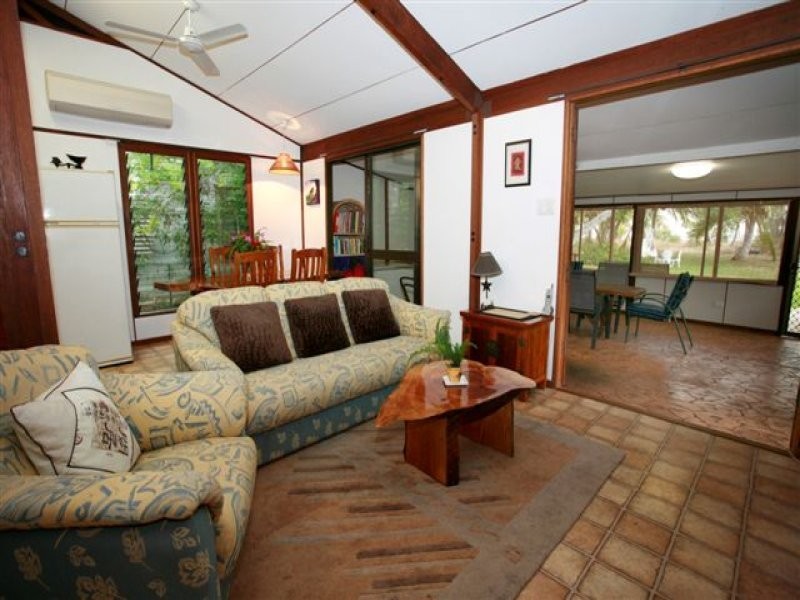 4 The Esplanade, Toolakea QLD 4818