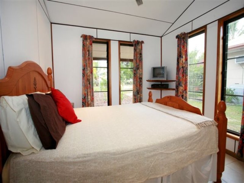 4 The Esplanade, Toolakea QLD 4818