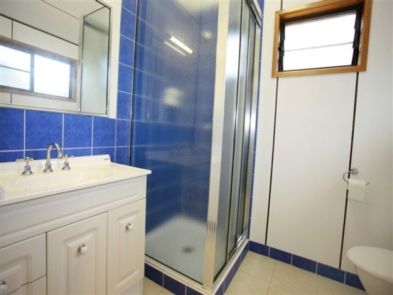 4 The Esplanade, Toolakea QLD 4818