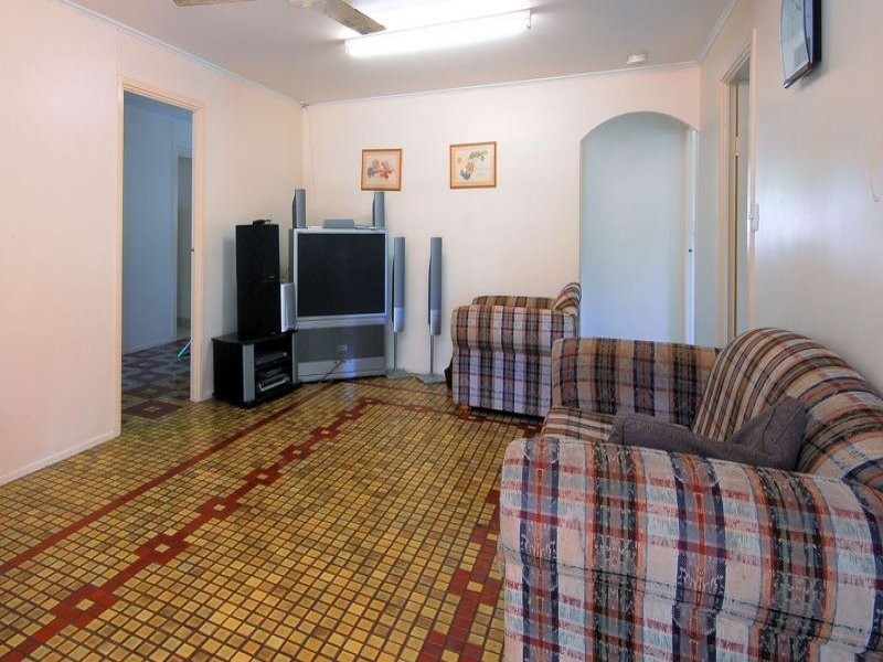 6 Constance Drive, Kelso QLD 4815
