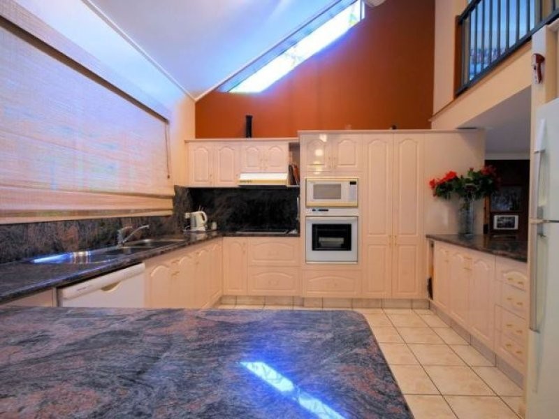 6 Pebble Beach Court, Balgal Beach QLD 4816